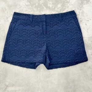 LOFT Short Women’s Navy Lace Size 4